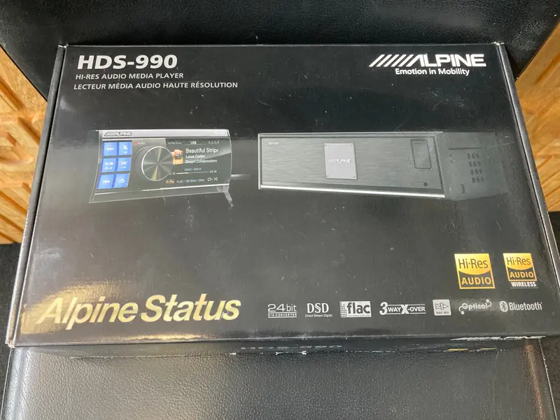 Alpine HDS-990 Hi-Res Audio Mediasoitin, käytetty