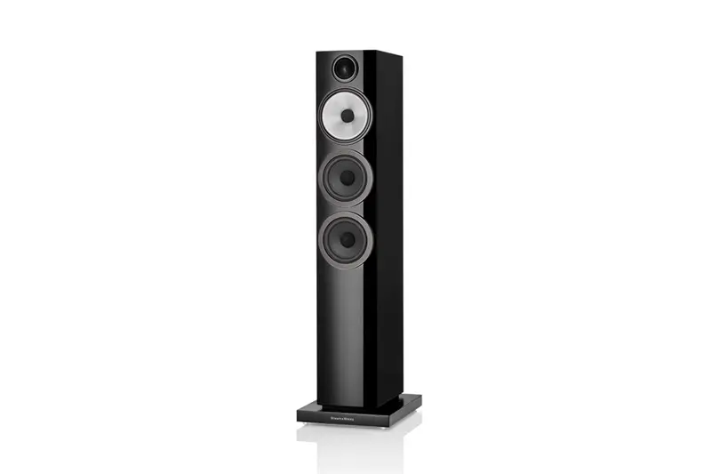 Bowers & Wilkins 704 S3 lattiakaiutinpari