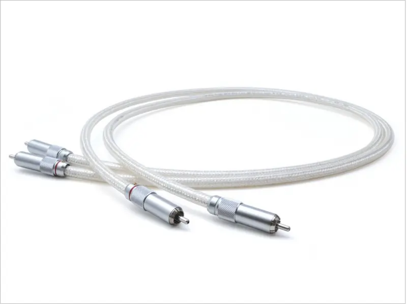Oyaide AZ-910 (RCA -analoginen kaapeli)