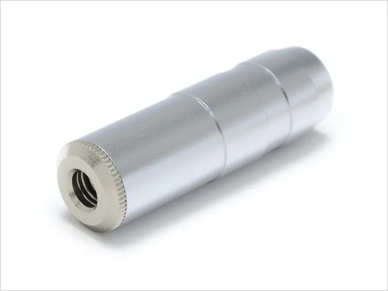 Oyaide J-3.5SR hopea rodiumilla päällystetty 3.5mm liitin (aukon halkaisija 4,0mm)