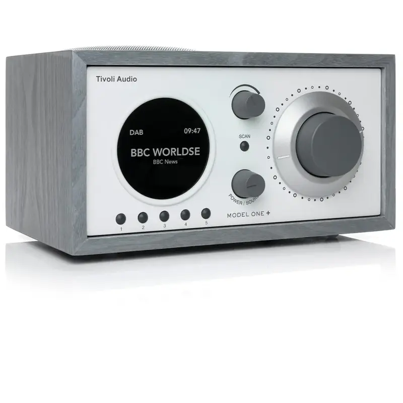 Tivoli Audio Model One+ – Klassikkoradion uusi digitaalinen aikakausi